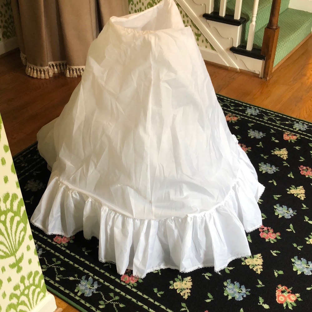 Brand new A-line tie petticoat - size S/M